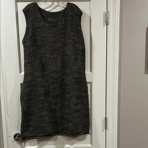 Elegant Black and Brown Knit Dress